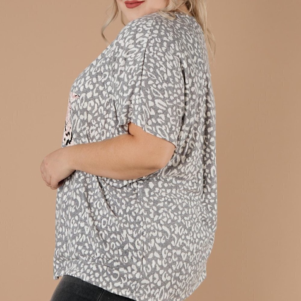 143 Story Charcoal Leopard Top w/ Snakeskin Star - Picture 3 of 5